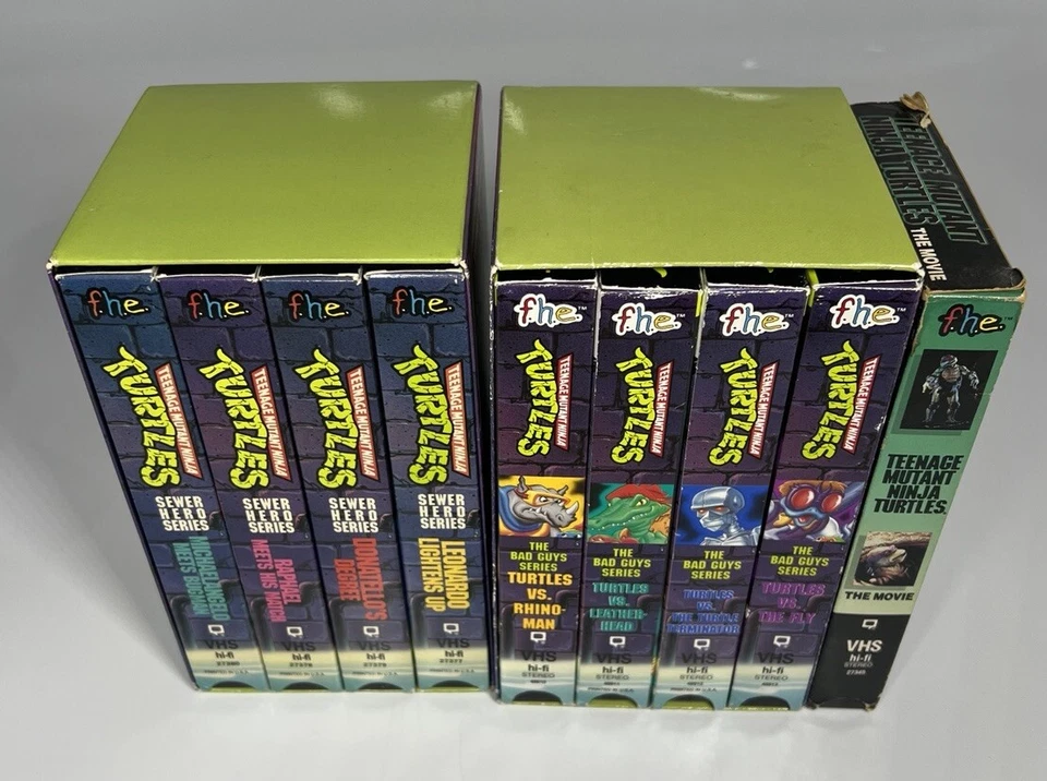 Teenage Mutant Ninja Turtles: Sewer Heroes & Bad Guys Series (1990) VHS + Movie - Image 2 of 4