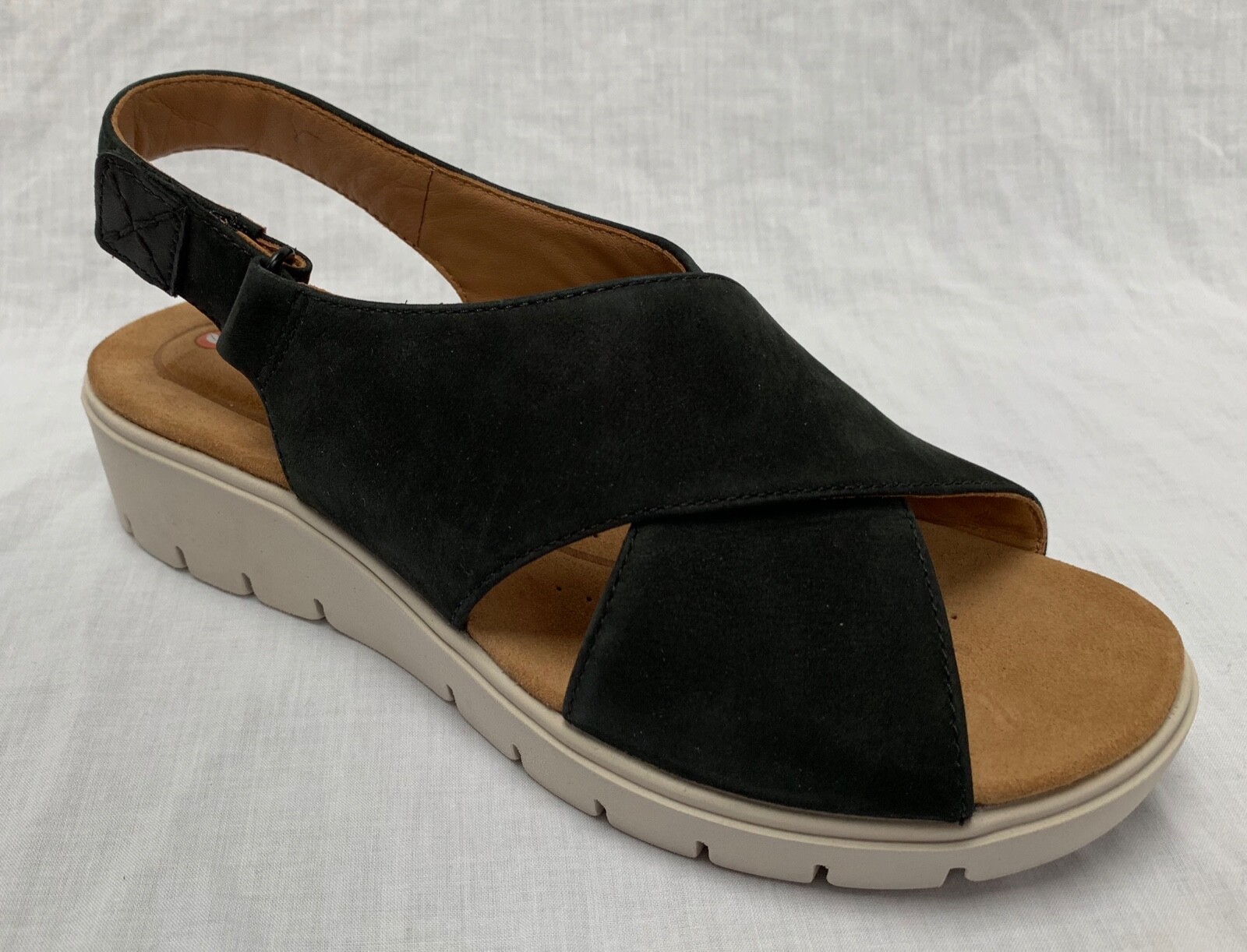 clarks ladies unstructured sandals