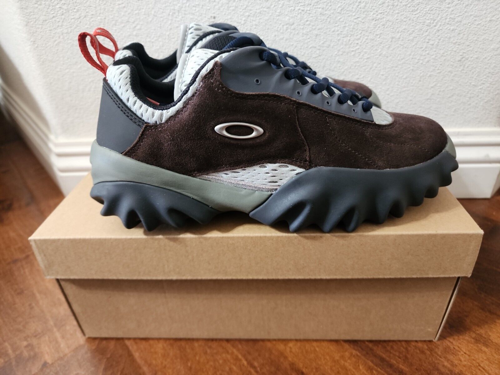 Oakley x Brain Dead Factory Team Chop Saw Brown Mint Black Men's Size 7 ...