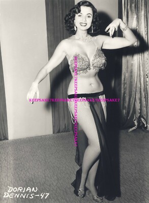 BEAUTIFUL EXOTIC STRIPTEASE DANCER/STRIPPER DORIAN DENNIS LEGGY 8X10 PHOTO S-DD5