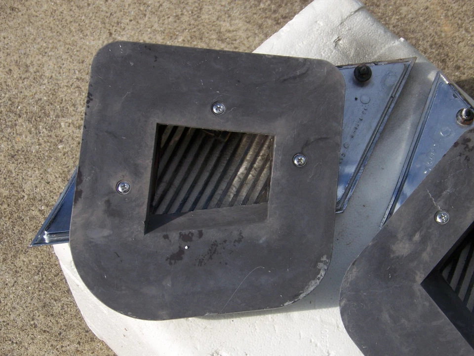 69 BUICK SKYLARK GS 400 350 ЖАЛЮЗИ КАПОТА Б/У С ОПОРНЫМИ ПЛАСТИНАМИ 1969 ТРУДНО НАЙТИ - Изображение 4 из 4