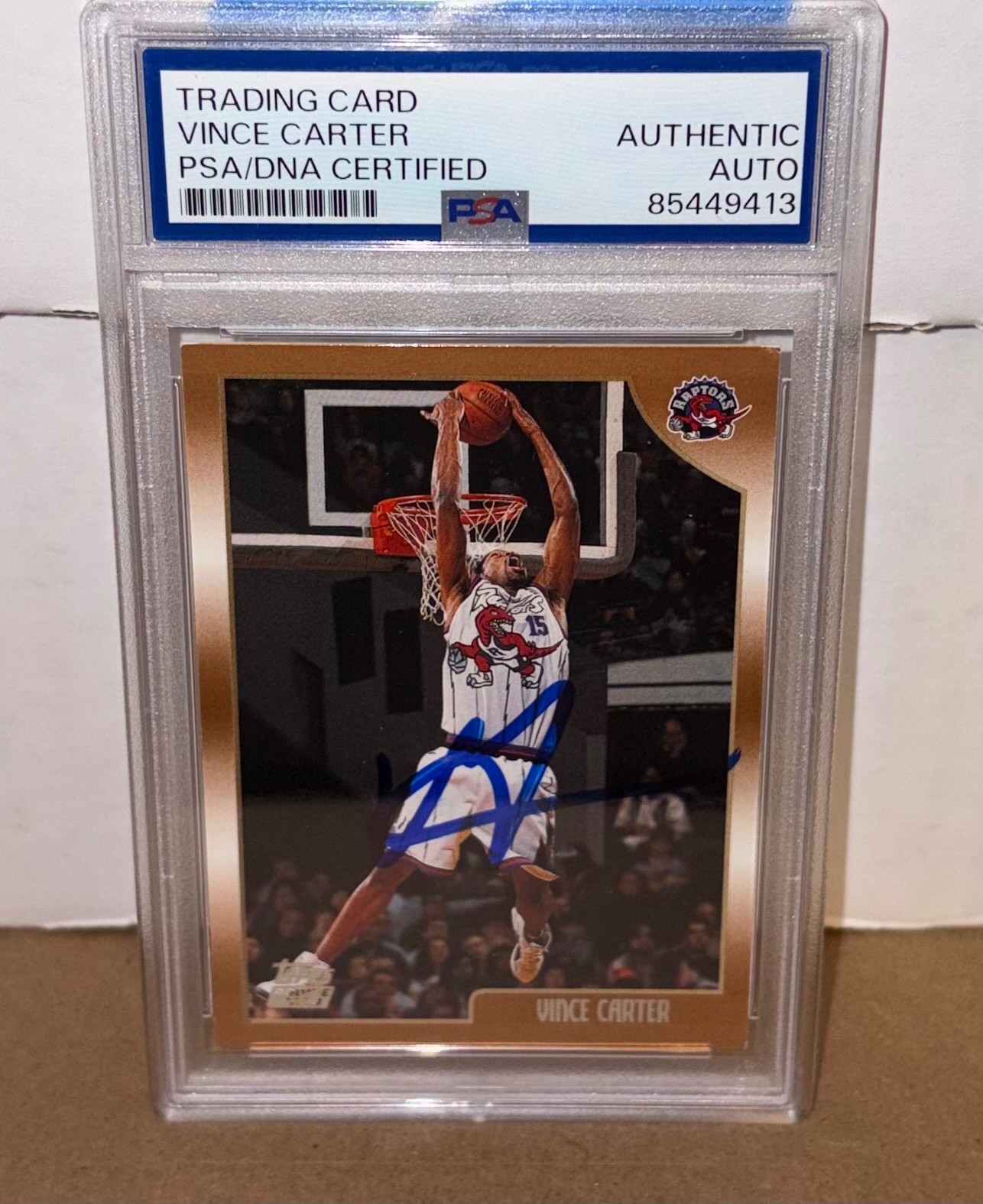 VINCE CARTER SIGNED AUTOGRAPHED 1998-99 TOPPS ROOKIE CARD RAPTORS RC #199 PSA view 1