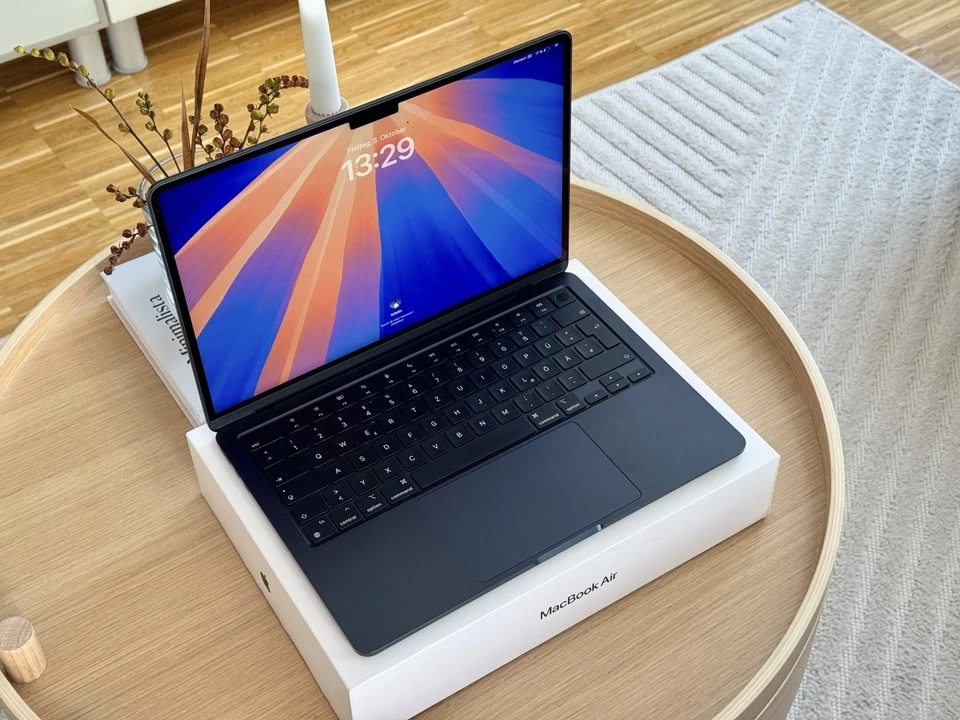 Apple MacBook Air 13,6" M2 Chip, 512GB, 8GB RAM, Midnight, A2681, 98% Kapazität