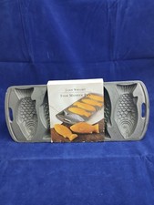 1996 John Wright Cast Iron Fish Cornbread Pan 5-Muffin Mold Vintage MADE IN USA