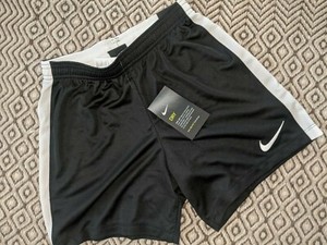 nike youth medium