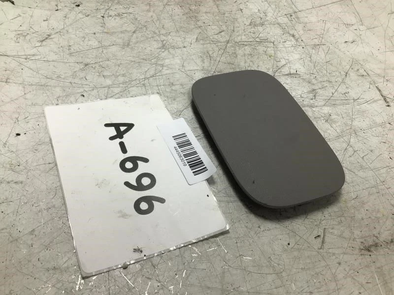 2010 KIA SEDONA ACCESSORY BEZEL COVER JACK OEM+ — 第 3/4 张图片