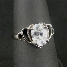 Ring Silver Oval Cubic Zirconia Stone Heart Sterling 925 Size 5.75 Band Ring