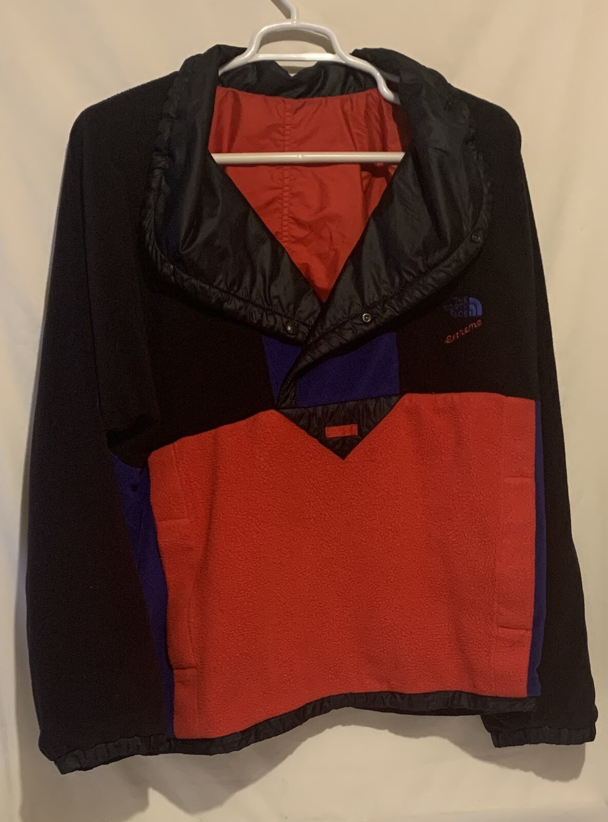 The North Face Extreme Reversible Jacket Size XL Pit to Pit 31