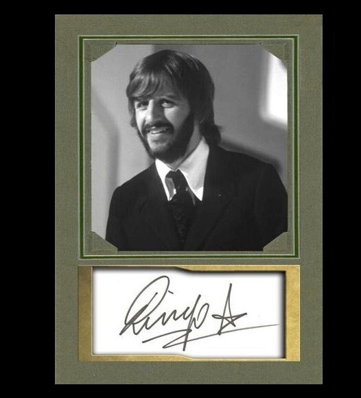【入手困難】RINGO STARR サイン入りフィギア1996 年 RINGO STARR Legends Photo Card Art Collectible Original