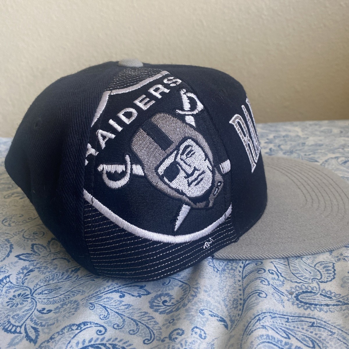 Vintage Los Angeles Raiders Sports Specialties Black Dome Laser