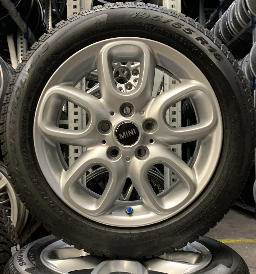 4x Original MINI Winterräder 195/55 R16 87H - für F55 F56 F56 BEV F57 2010 - Bild 2 von 3