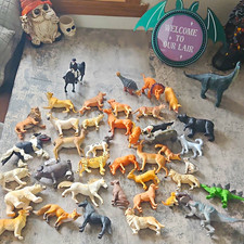 Terra and Safari Animal Figures Lot of 42 Some Safari and Orher Animals Vintage