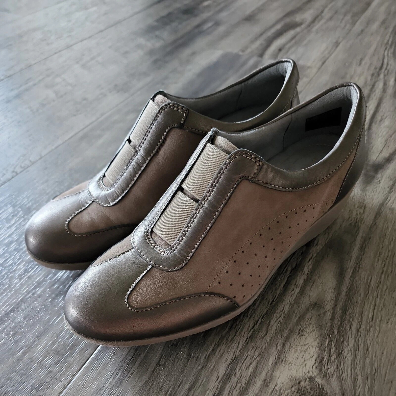 Scarpe da passeggio Clarks marroni scamosciate cinturino elastico Oxford zeppa tacco sneakers taglia 7