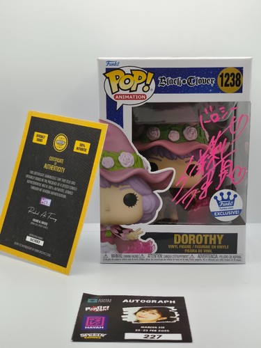 Mariya Ise JVA handsignierter Dorothy Funko exklusiv aus Schwarzklee