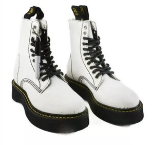 r13 white boots
