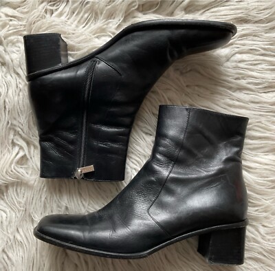 Bally Style Flex Black Leather Block Heel Zip Up Ankle Booties EUC Size 9