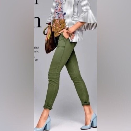 CAbi Pants The Quest #5315, Womens 4, Green Fine Cords Skinny Stretch