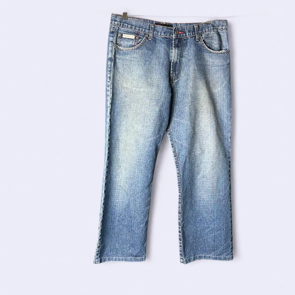 Vintage 90s  Rip Curl Men's Jeans 34W 30L Blue Denim Back SpellOut Y2k - Image 3 of 4