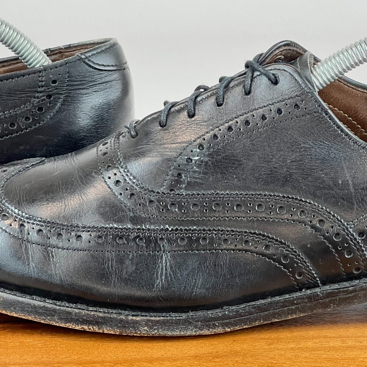 Allen‎ Edmonds Chester Wingtip Brogue Oxfords Black Mens Dress Shoes Size 9.5 D Mens Allen Edmonds Chester Black Leather Wingtip Brogue  main image 2