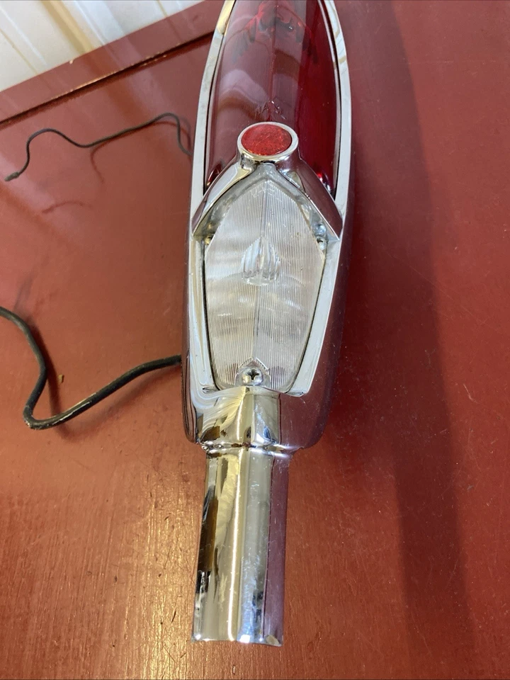 NASH RAMBLER 1956 1957 CARRO PERSONALIZADO CROSS COUNTRY LUZ TRASERA CONJUNTO DE LÁMPARA Foto 2 de 4