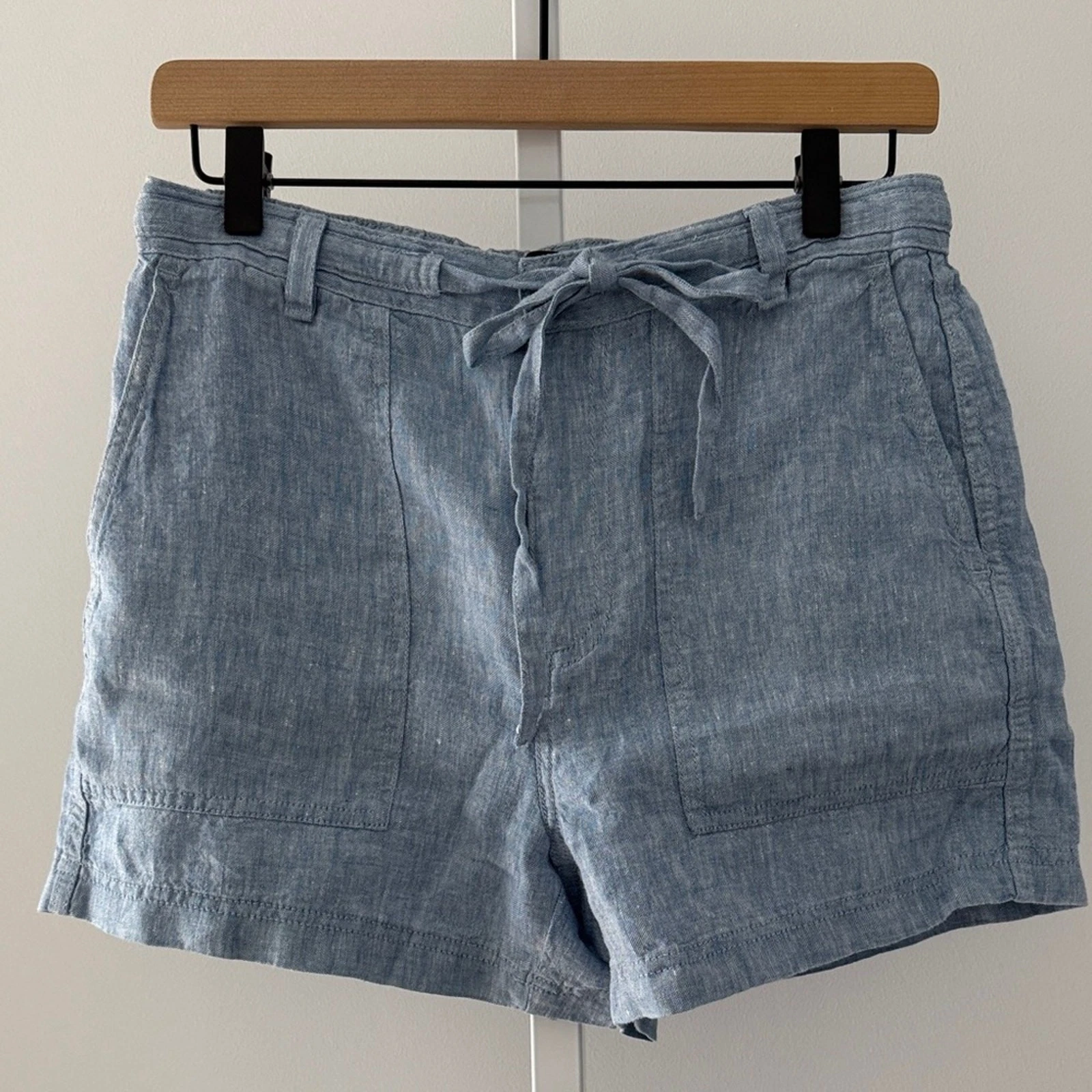 MADEWELL sun faded blue pull on shorts linen small
Opens in a new window or tab