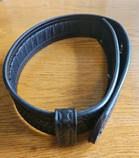 Dutyman Black BW Duty Belt 50210 Sm 28-30 Hook&Loop Closure- Hook Lined- 2 1/4"