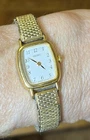 Vintage 1970’s Seiko Ladies Watch Gold Tone Stretch Band Runs Great New Battery