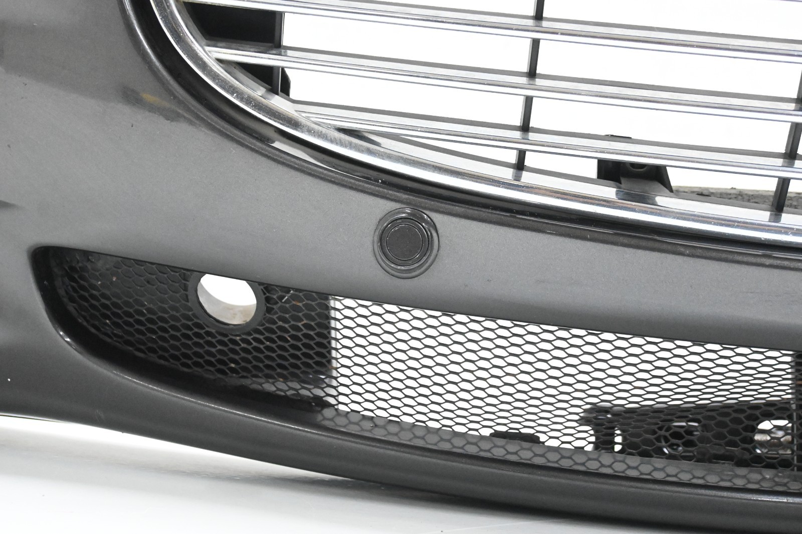 ⭐ 03-08 Maserati Quattroporte Front Bumper Cover Molding Grille Assembly Oem