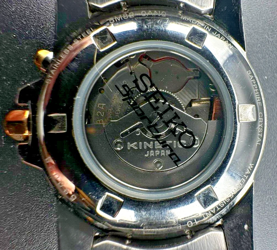 Seiko Sportura Cuarzo Cinético MOP Esfera Dos Tonos 39mm 5M82-0AN0 ¡Batería Nueva! Foto 3 de 4