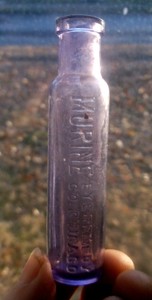 NICE AMETHYST COLORED MURINE EYE REMEDY BOTTLE CHICAGO, IL 1890'S ERA