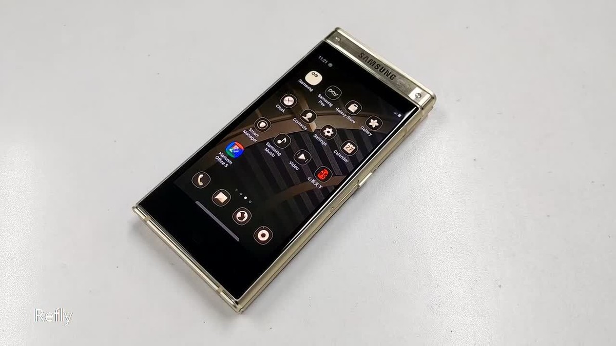 スマートフォン本体 Samsung w2018 Samsung W2018 Android 4G 64GB SM-W2018 clamshell Phone