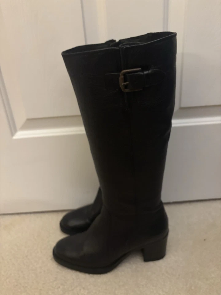 Botas hasta la rodilla Clark’s para mujer negras talla 8 Foto 2 de 4