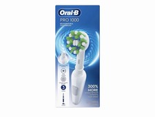 Oral-B Pro 1000 Rechargeable Electric Toothbrush, White. LIKENEW 13
