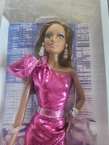 2015 CITY SHINE BARBIE (PAZETTE) AA Model Muse Black Label CJF52 - Picture 9 of 11