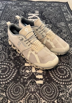 On cloud waterproof Desert Lunar