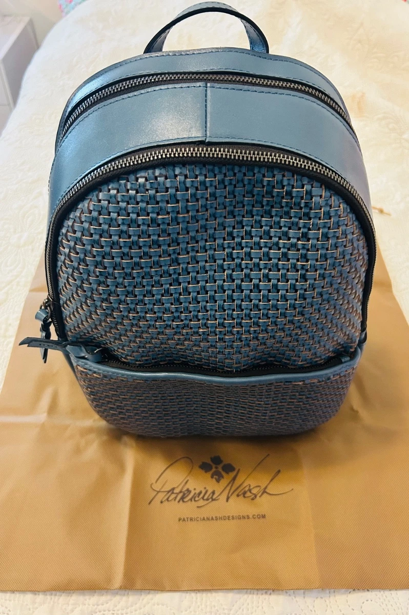 lululemon 1l belt bag black Lululemon Everywhere Wordmark Crossbody Belt Bag 1L