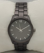 Mens Minimalistic Classic Round Gray Matte Case Dial Link Bracelet Watch J3