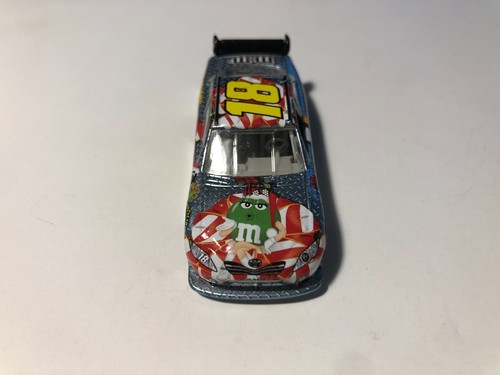 #18 Kyle Busch 1/64 - 2009 Sam Bass Holiday - NASCAR Winner's Circle Loose - Picture 2 of 4