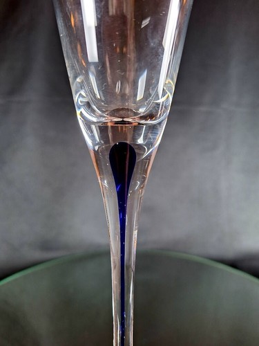 Set 3 Flauti Champagne a Goccia Blu Cobalto, Alto 10,75", Cristallo, Elegante - Foto 4 di 9
