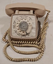 Vintage GTE Automatic Electric Desktop Rotary Dial Telephone Tan Bakelite 1980