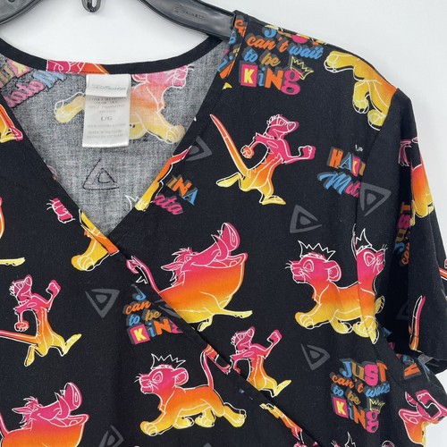Disney Scrub Top Size Large Women’s Lion King Multiple Pockets