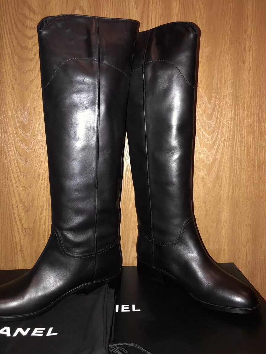 Tall black boots shop with chunky heel