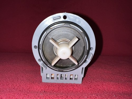 Laugenpumpe - Ablaufpumpe für Waschmaschine Indesit WITL 1051 Originalteil