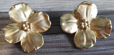 Vintage Norma Jean Dogwood Flower Clip on Gold Tone Earrings 1.5''  Costume