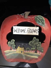 Vintage Red Delicious Apple WELCOME FRIENDS House Wall Plaque