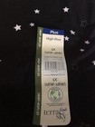 Terra and Sky Stars Black High Rise Capri Leggings 1X (16W-18W) NWT — photo 7