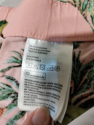 H&M High Waisted Floral Shorts, Size 8 | eBay