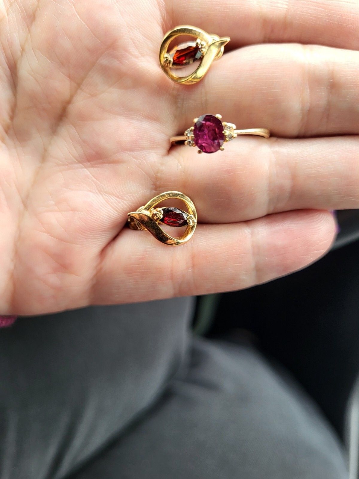 Ruby Ring And Earings Set Appraisal Of The Ring P… - image 2