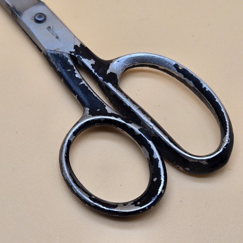 Vintage Betakut Kingshead Italy Scissors, Tailor Dress Maker Large Craft - Picture 3 of 11