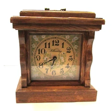 Vintage 1980's Solid Oak Wood Handcrafted Mantle Clock w Quartz Battery Motor